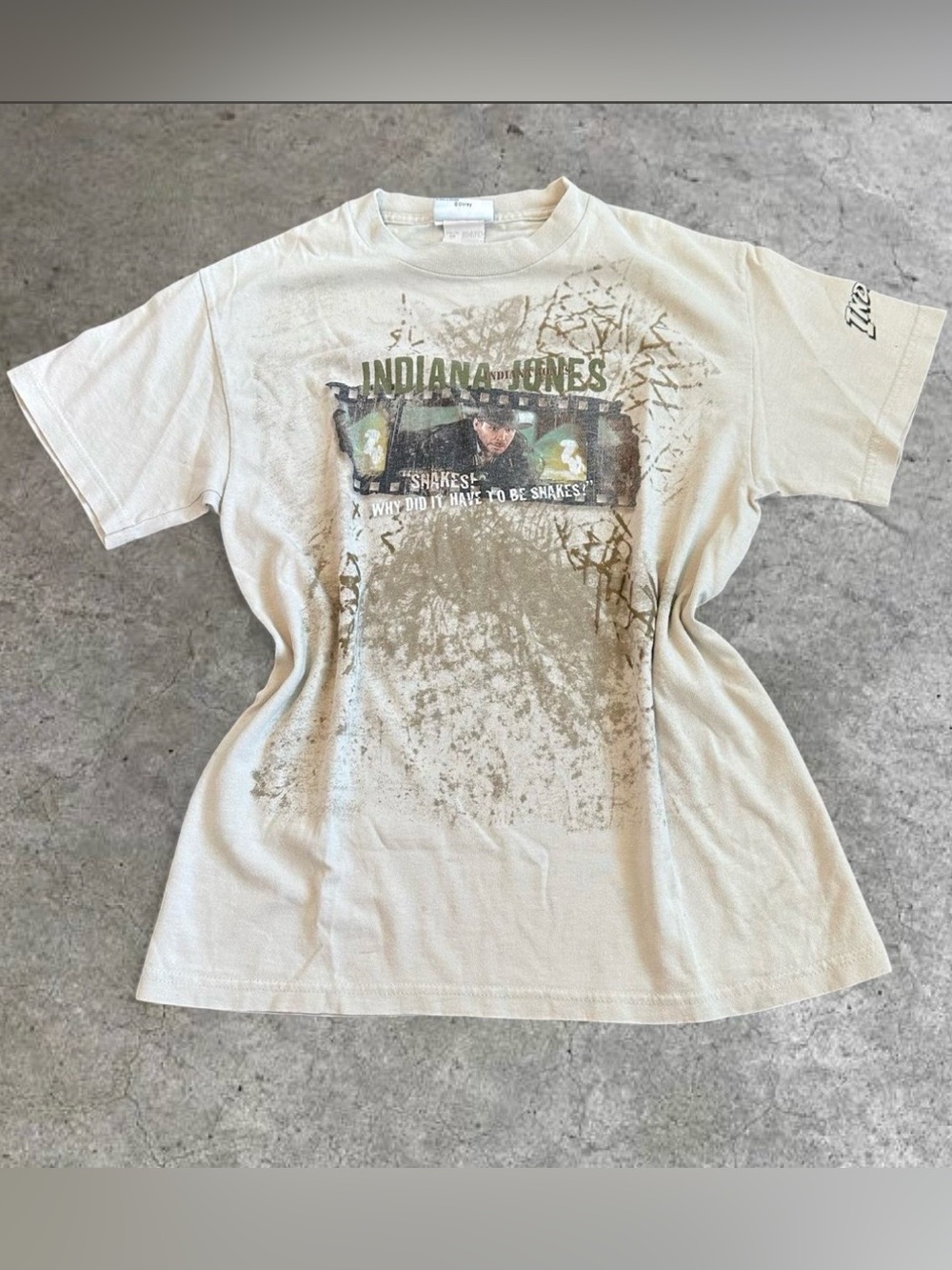 Vintage Y2K Disney World Indiana Jones Tee